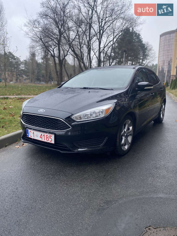 Седан Ford Focus 2015 в Чернигове