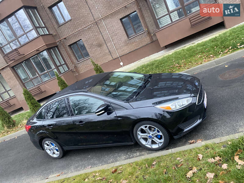 Седан Ford Focus 2015 в Чернигове