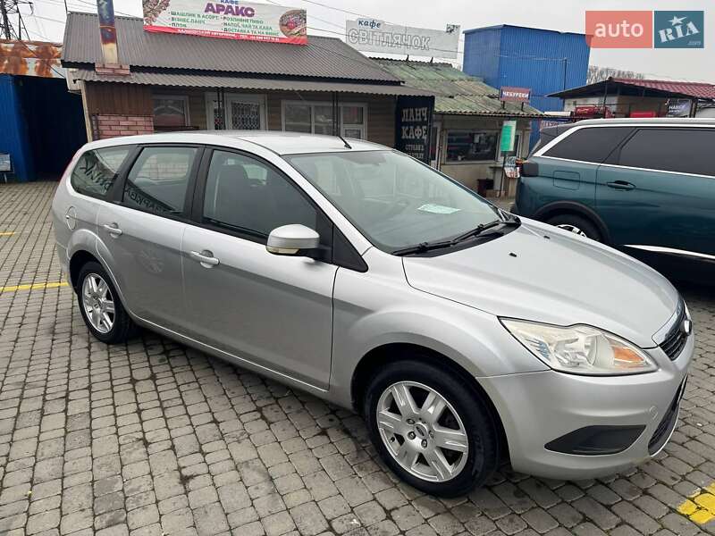 Універсал Ford Focus 2010 в Кіцмані