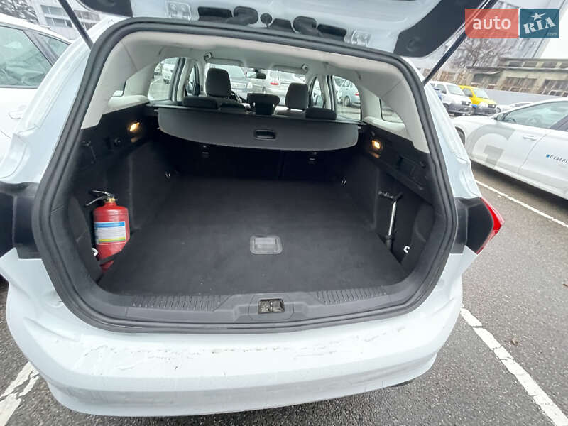 Универсал Ford Focus 2018 в Киеве