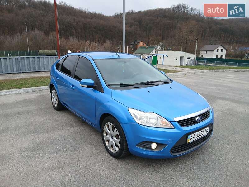 Хетчбек Ford Focus 2010 в Обухові