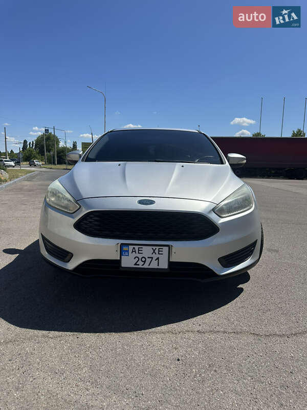 Хэтчбек Ford Focus 2015 в Черкассах фото 3 Хэтчбек Ford Focus 2015 в Черкассах