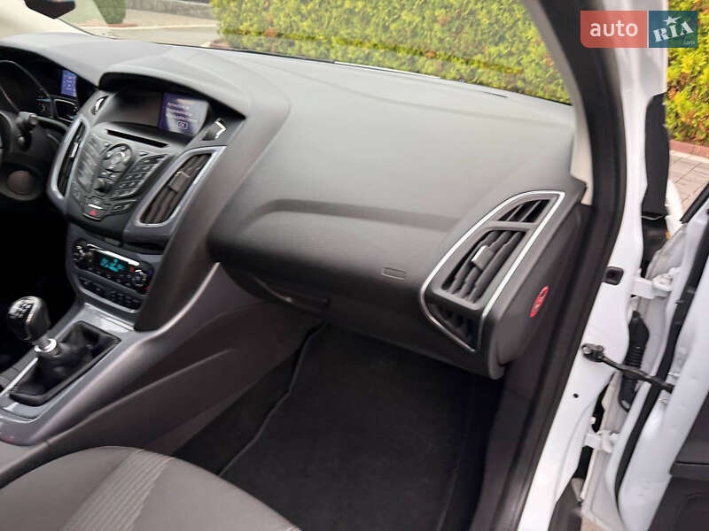 Хетчбек Ford Focus 2013 в Стрию