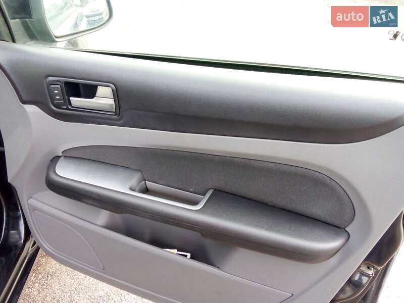 Седан Ford Focus 2010 в Харькове