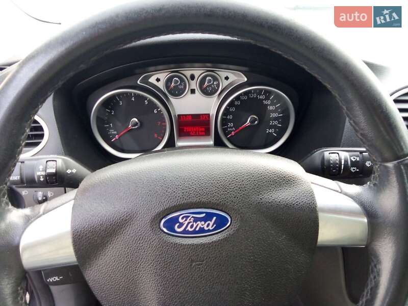 Седан Ford Focus 2010 в Харькове