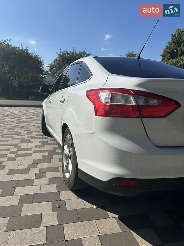 Седан Ford Focus 2011 в Нежине фото 3 Седан Ford Focus 2011 в Нежине