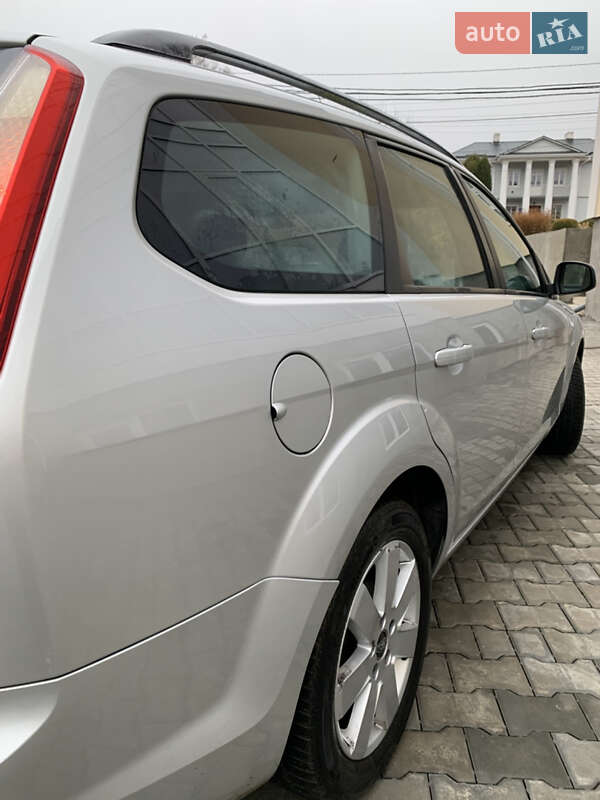 Універсал Ford Focus 2010 в Кременці