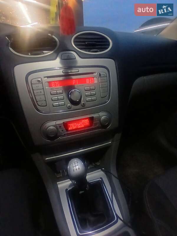 Хэтчбек Ford Focus 2008 в Ужгороде