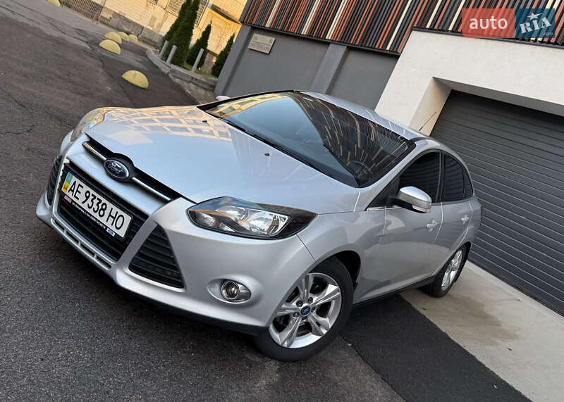 Седан Ford Focus 2011 в Дніпрі