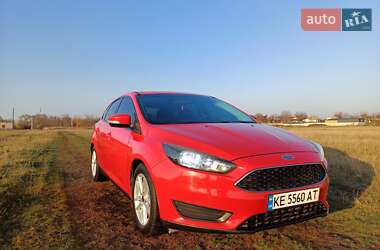 Хэтчбек Ford Focus 2015 в Днепре