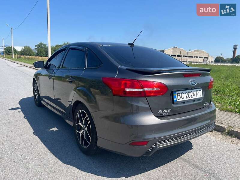 Седан Ford Focus 2015 в Стрые