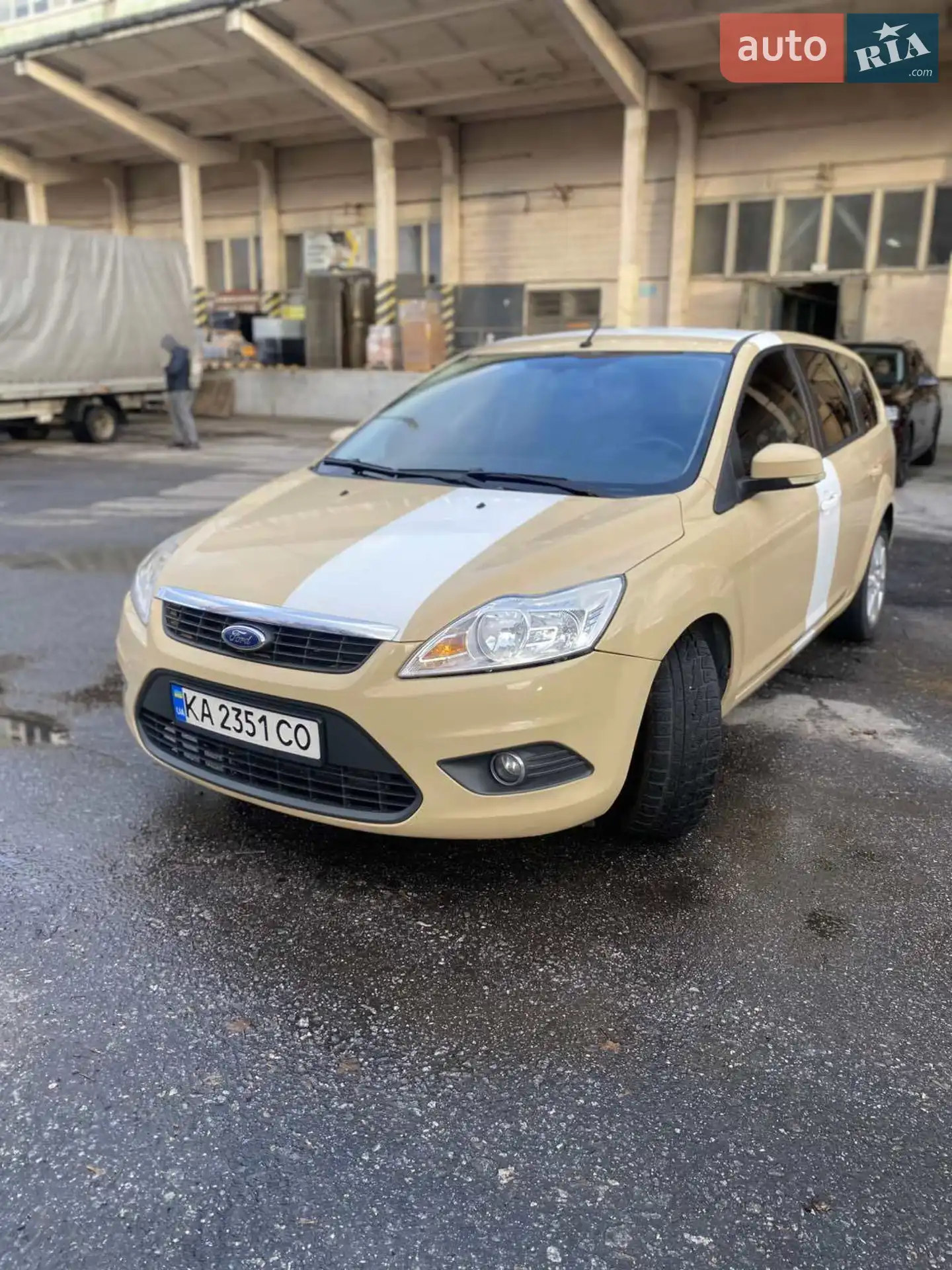 2010 Ford Focus - мініатюра 3