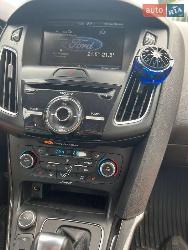 Хэтчбек Ford Focus 2015 в Днепре