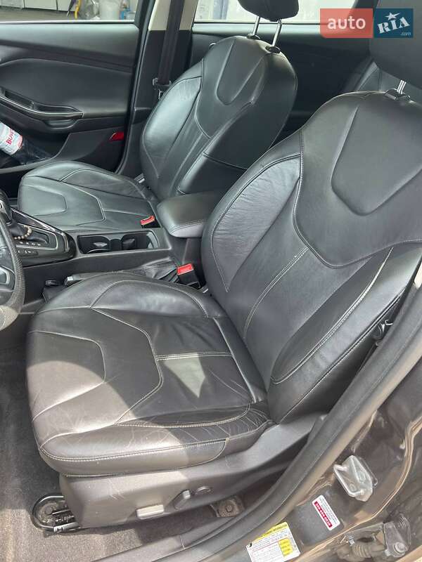 Хэтчбек Ford Focus 2015 в Днепре