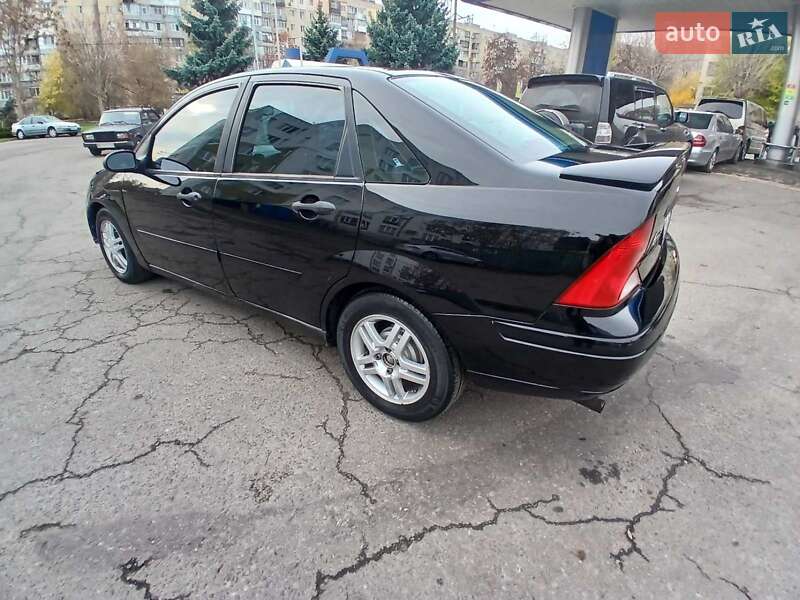 Седан Ford Focus 2001 в Одессе