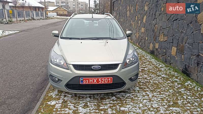 Универсал Ford Focus 2010 в Луцке