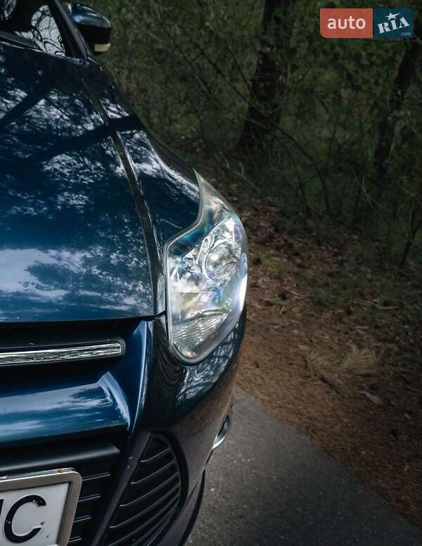 Хэтчбек Ford Focus 2011 в Киеве