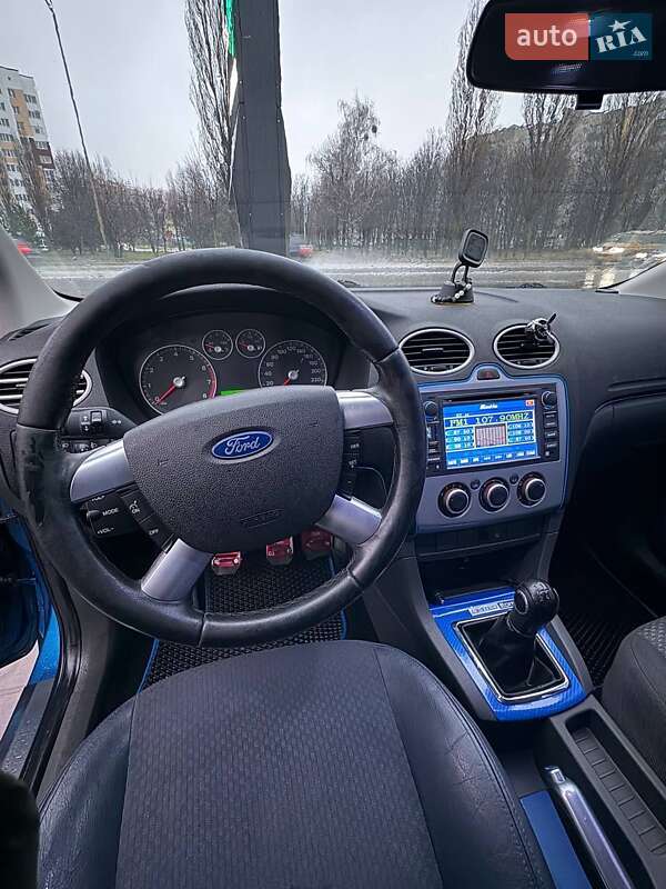 Хэтчбек Ford Focus 2006 в Вишневом фото 15 Хэтчбек Ford Focus 2006 в Вишневом