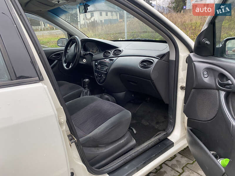 Универсал Ford Focus 1999 в Рахове