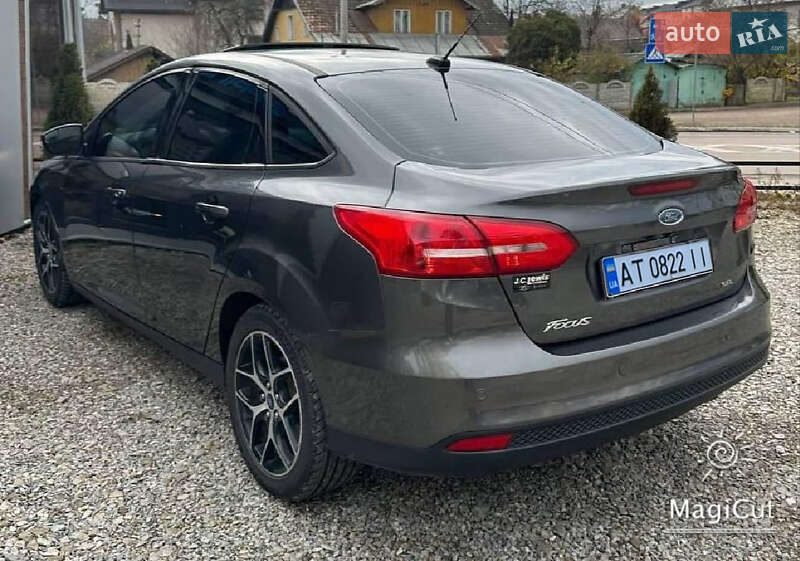 Седан Ford Focus 2017 в Тлумаче
