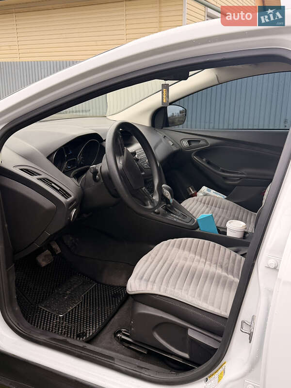 Седан Ford Focus 2017 в Івано-Франківську