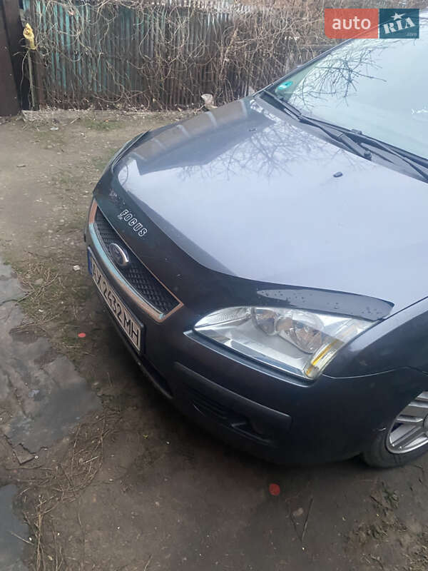 Седан Ford Focus 2005 в Карловке фото 8 Седан Ford Focus 2005 в Карловке