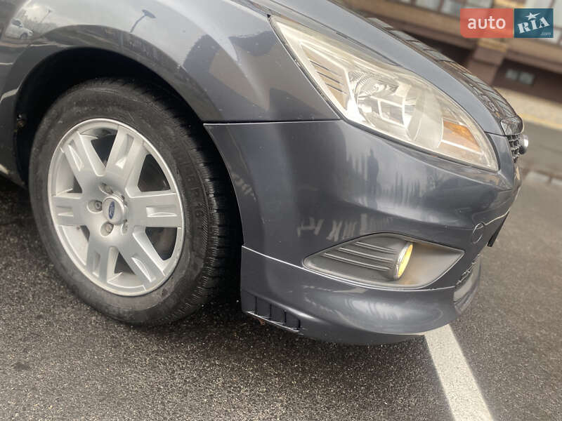 Универсал Ford Focus 2010 в Чернигове
