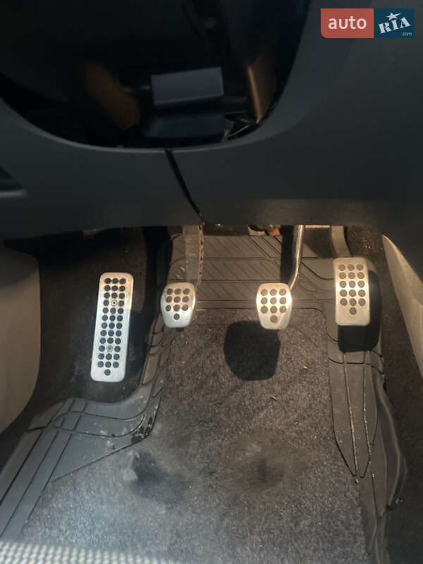 Универсал Ford Focus 2010 в Чернигове