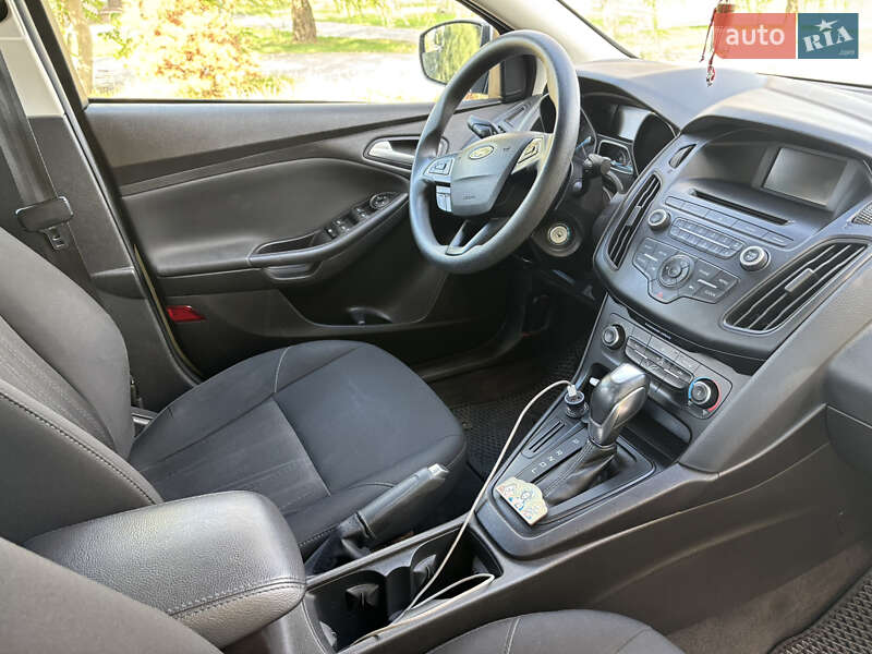 Седан Ford Focus 2015 в Миколаєві