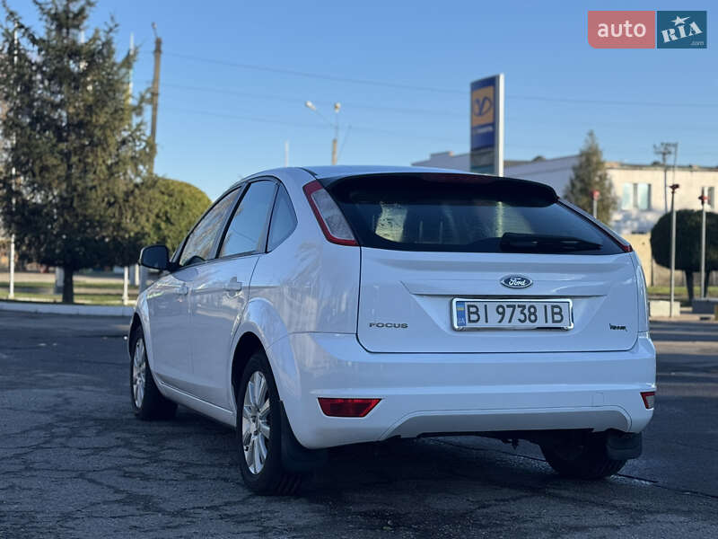 Хетчбек Ford Focus 2011 в Лубнах фото 3 Хетчбек Ford Focus 2011 в Лубнах