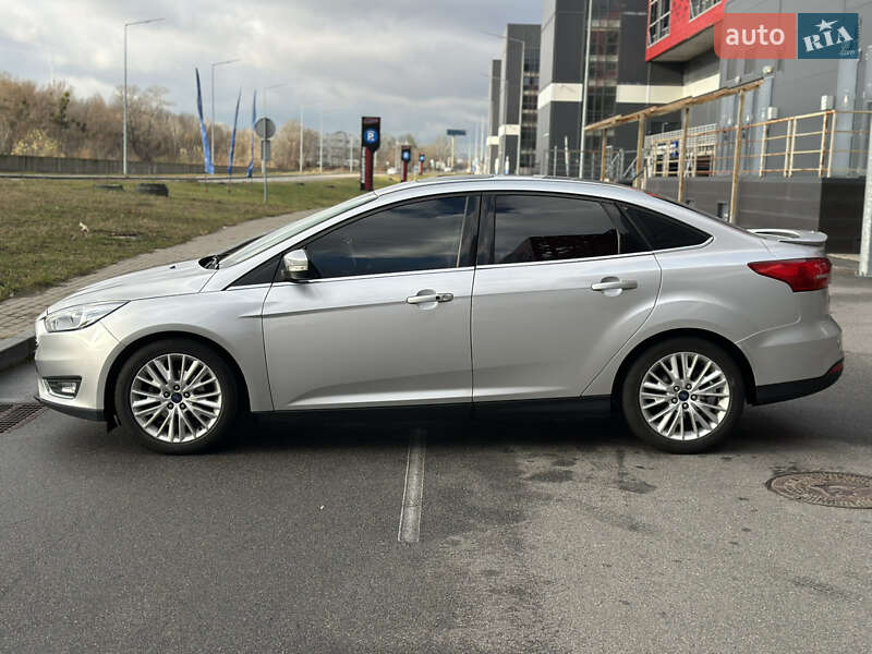 Седан Ford Focus 2018 в Києві