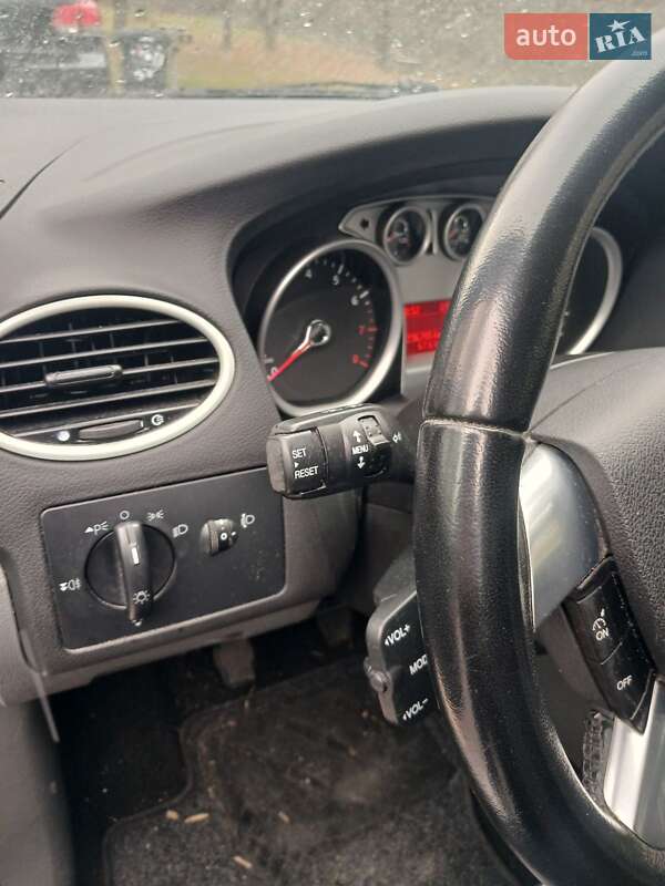 Хетчбек Ford Focus 2009 в Луцьку