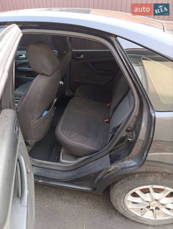 Хэтчбек Ford Focus 2007 в Харькове