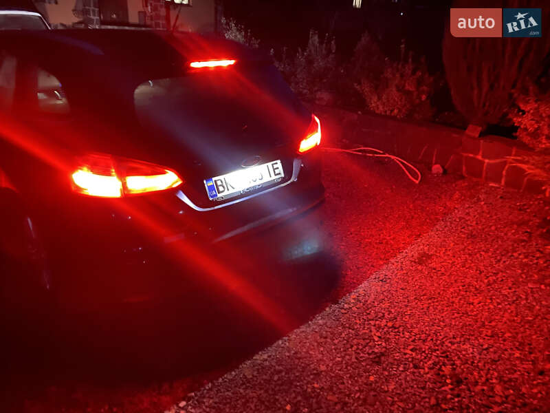 Універсал Ford Focus 2011 в Зорі