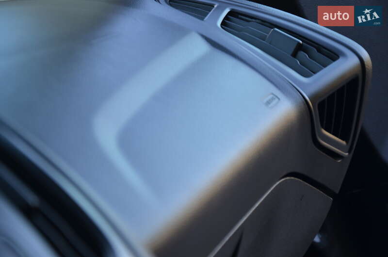 Седан Ford Focus 2017 в Дрогобыче фото 43 Седан Ford Focus 2017 в Дрогобыче