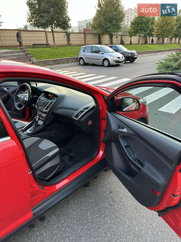 Хетчбек Ford Focus 2012 в Києві