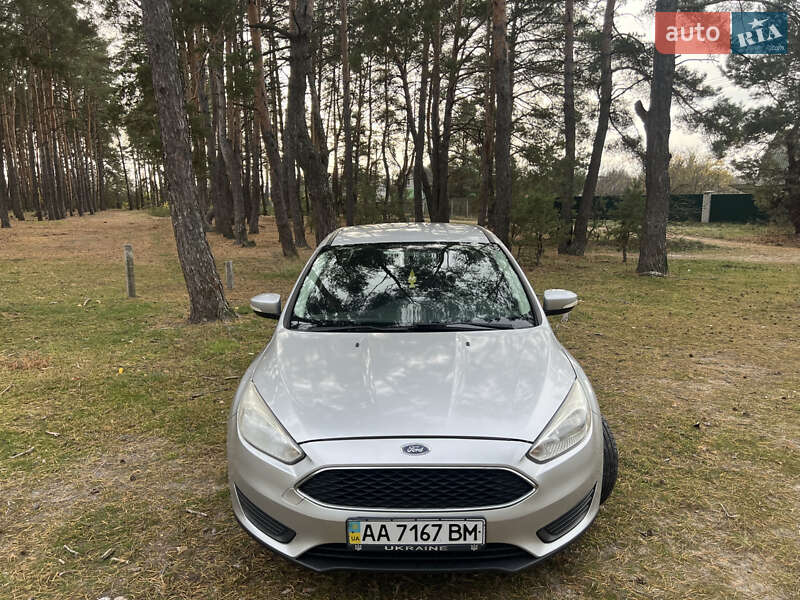 Седан Ford Focus 2017 в Киеве