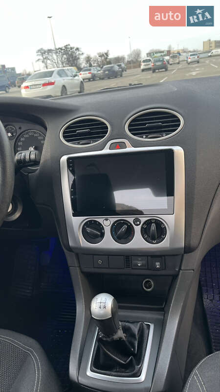 Седан Ford Focus 2005 в Києві фото 27 Седан Ford Focus 2005 в Києві