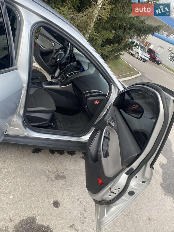 Универсал Ford Focus 2012 в Бердичеве фото 17 Универсал Ford Focus 2012 в Бердичеве