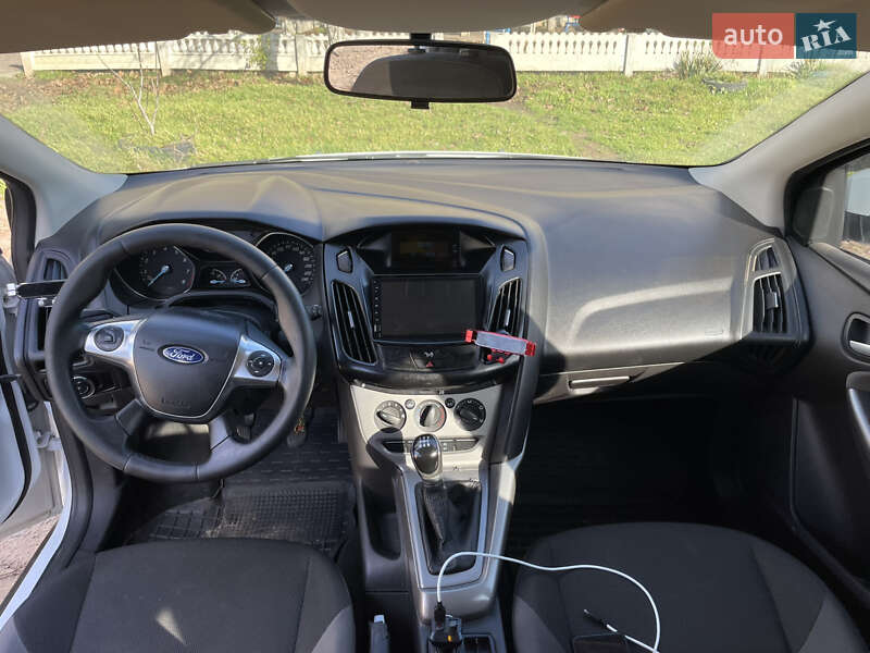 Хэтчбек Ford Focus 2013 в Николаеве