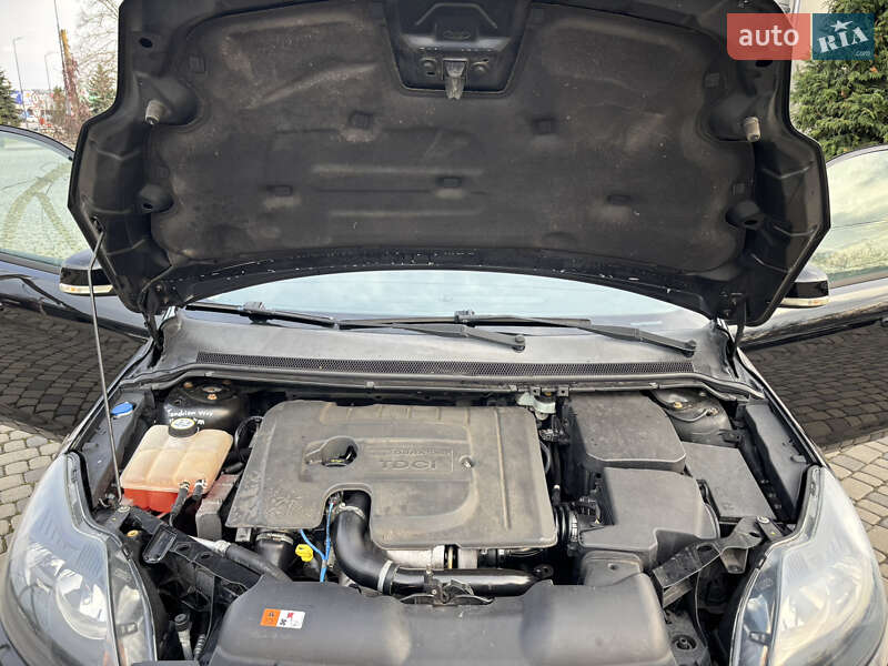 Універсал Ford Focus 2010 в Івано-Франківську