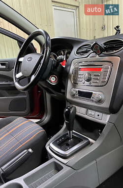 Хэтчбек Ford Focus 2008 в Киеве