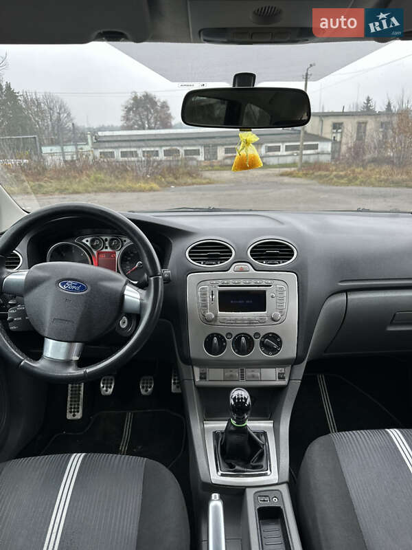 Универсал Ford Focus 2010 в Ровно