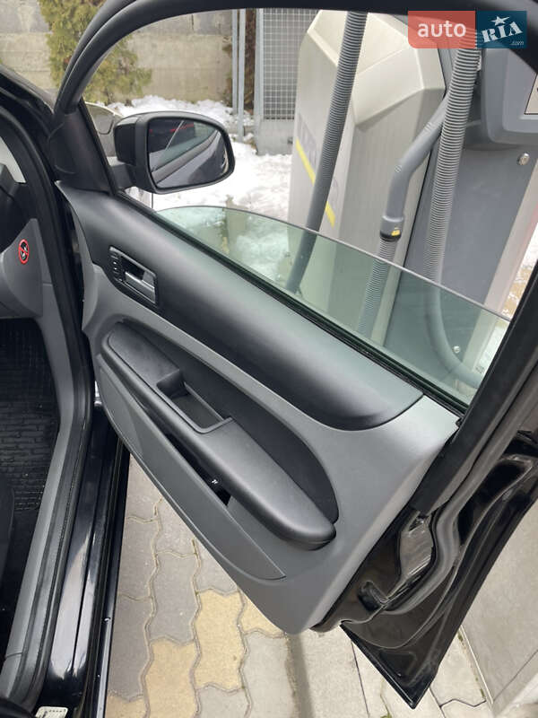 Универсал Ford Focus 2009 в Ужгороде