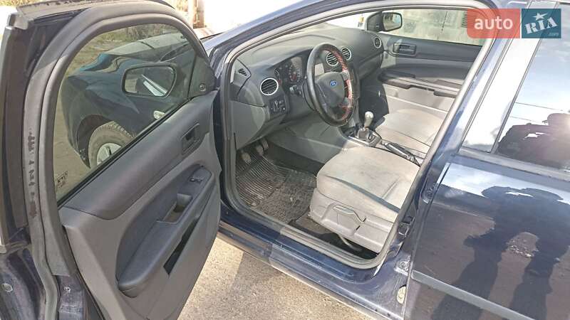 Хэтчбек Ford Focus 2006 в Днепре