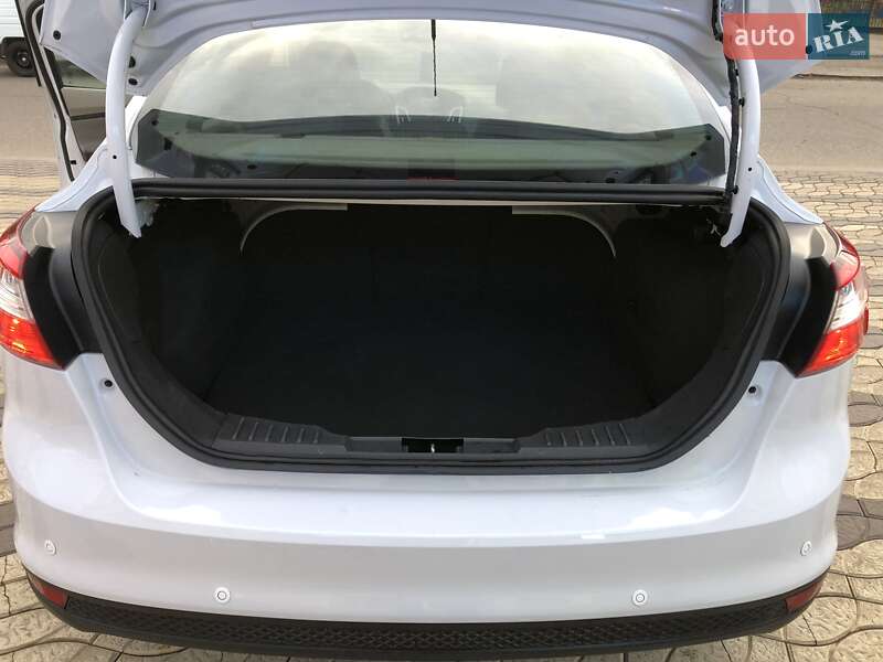 Седан Ford Focus 2014 в Николаеве