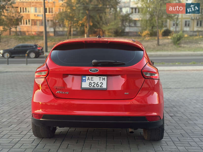 Хэтчбек Ford Focus 2015 в Днепре