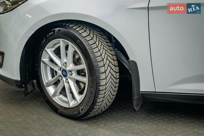 Хетчбек Ford Focus 2015 в Києві