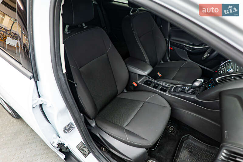 Хетчбек Ford Focus 2015 в Києві