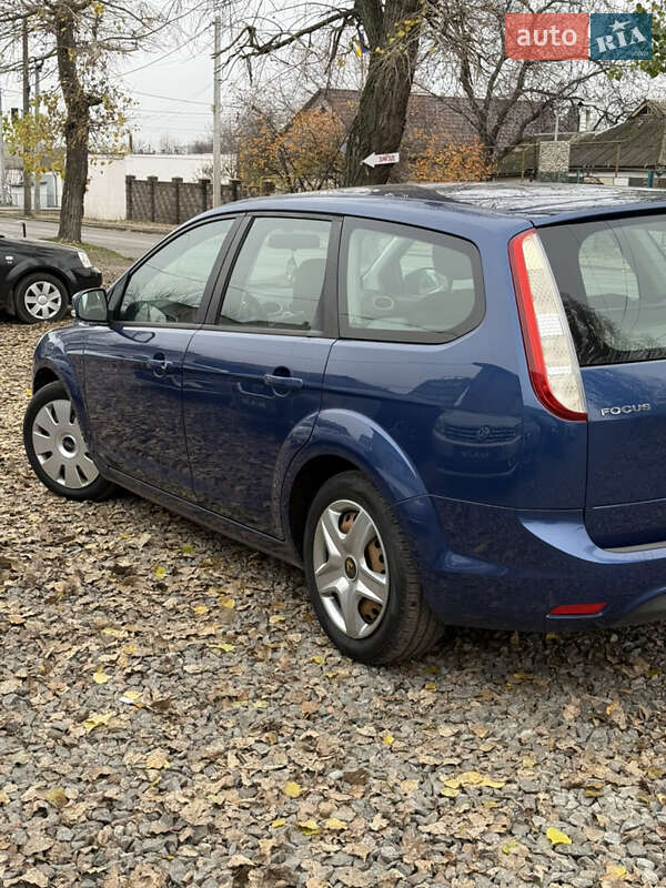 Универсал Ford Focus 2009 в Первомайске